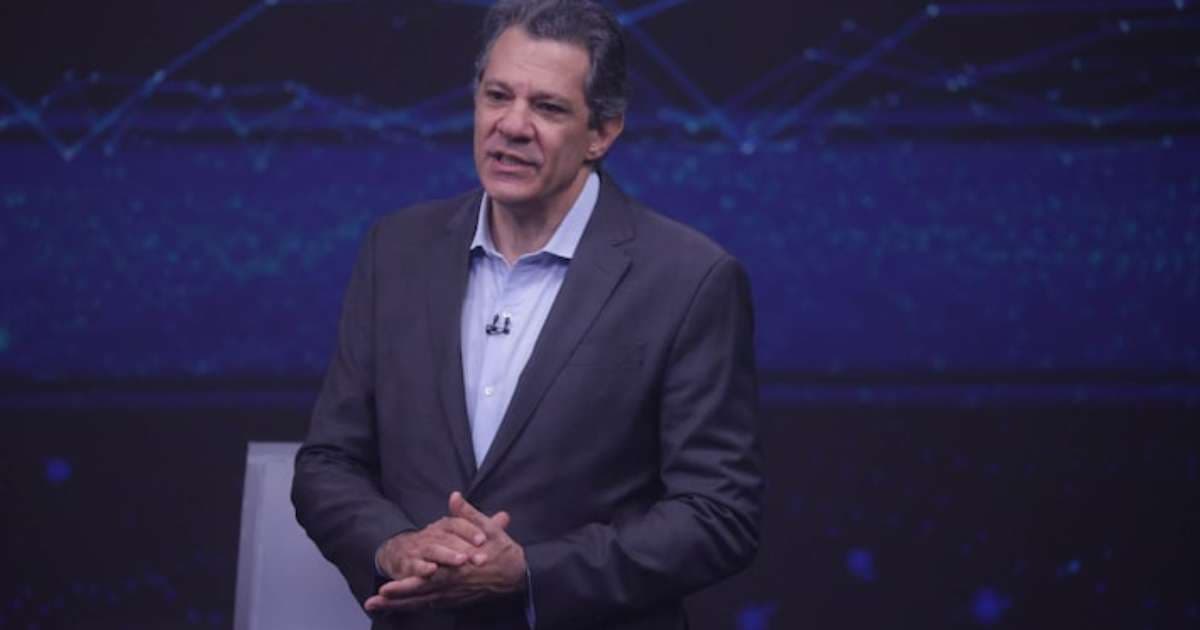 Haddad questiona sigilos seletivos da PF e cobra transparência em casos do Bolsonaro