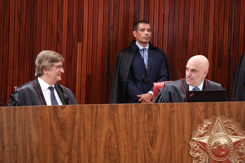 Oposição dispara ofensiva contra Moraes e Gonet com sete pedidos em um dia