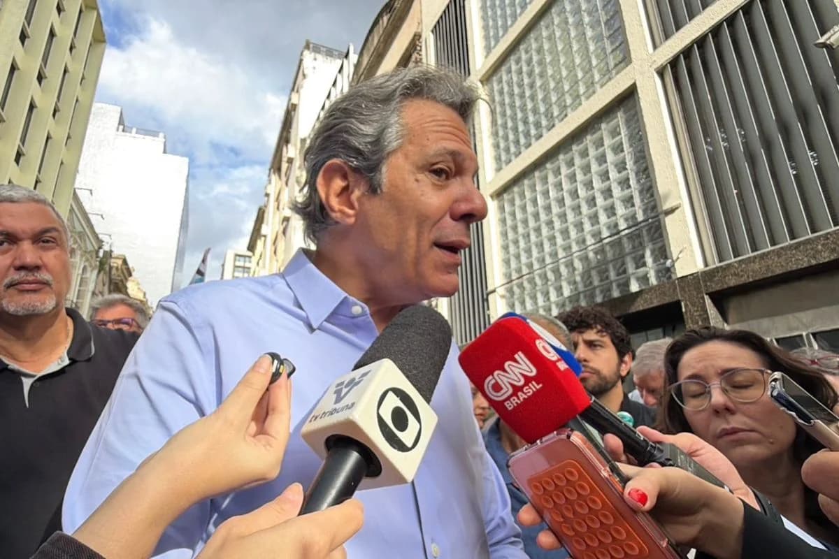 Haddad cobra transparência total nas investigações do Banco Master