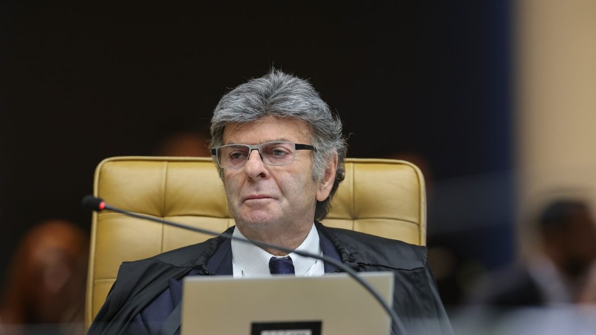 Fux manda Senado esclarecer entradas de Lulinha, mulher de Moraes e outros investigados