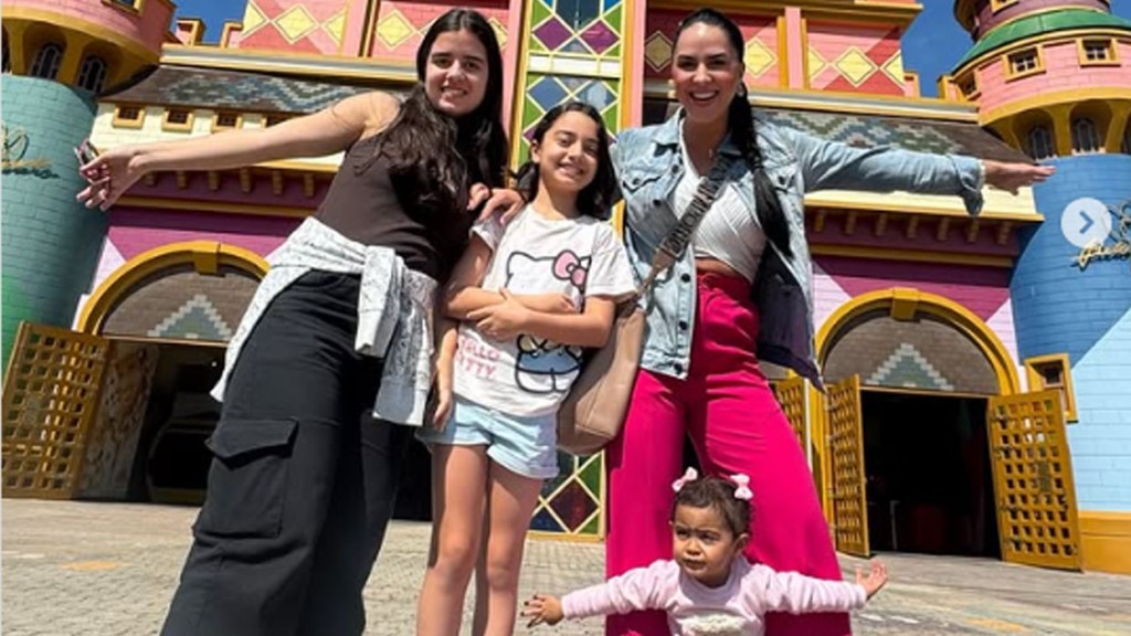 Graciele Lacerda e a família celebram alegria em aventura inédita no Beto Carrero World