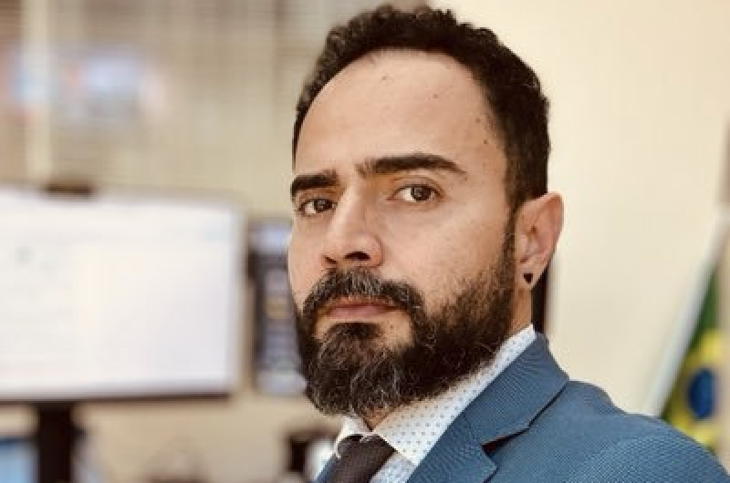 Funcionário do Planalto é alvo de notícia-crime por disseminar fake news sobre padroeira do Brasil