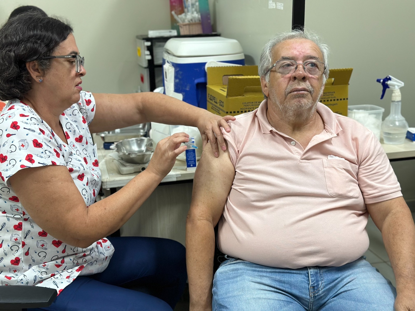 Goiânia inicia vacinação contra pneumonia e meningite para idosos com 85 anos ou mais