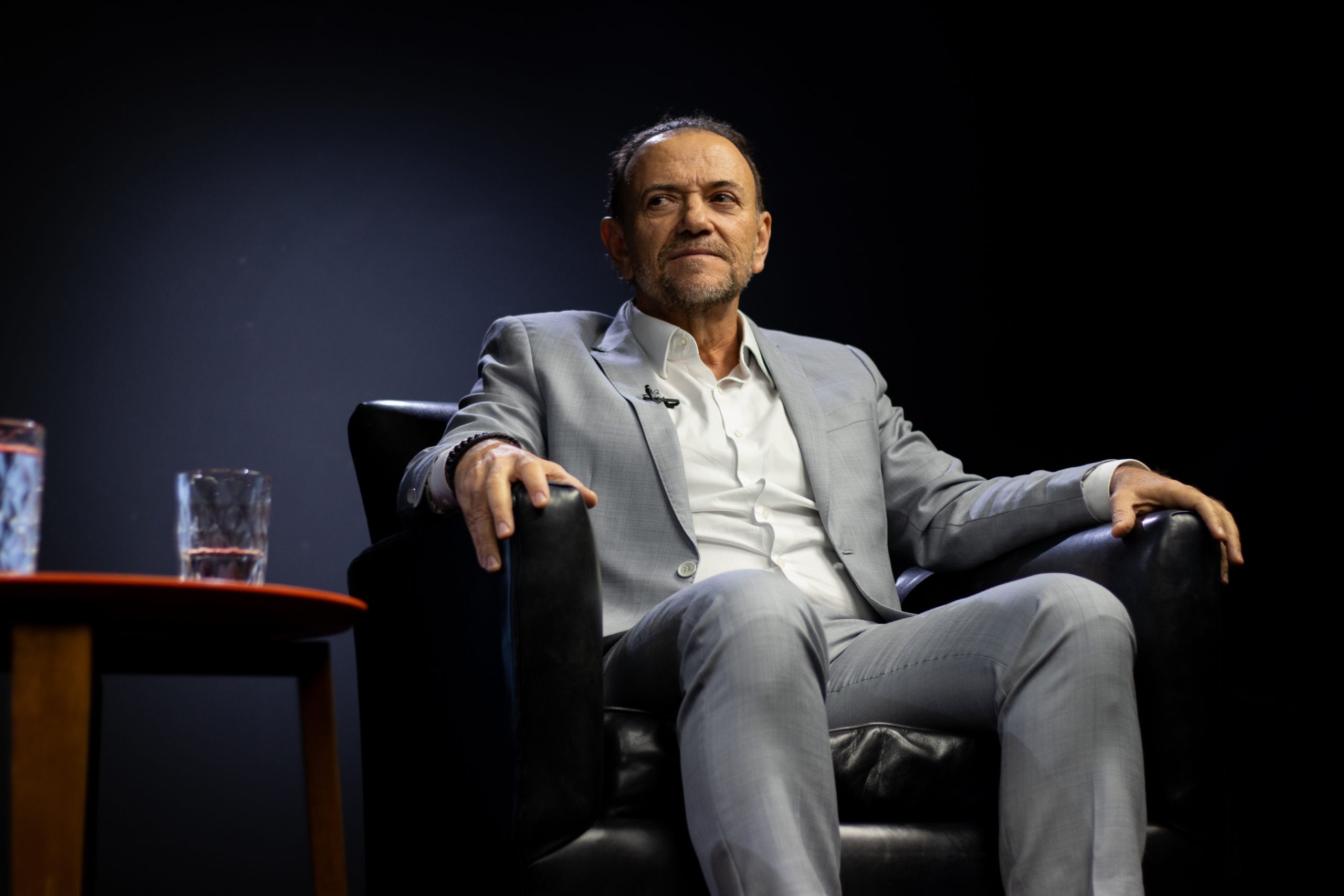 Edinho relaciona empate com Flávio à crise no STF