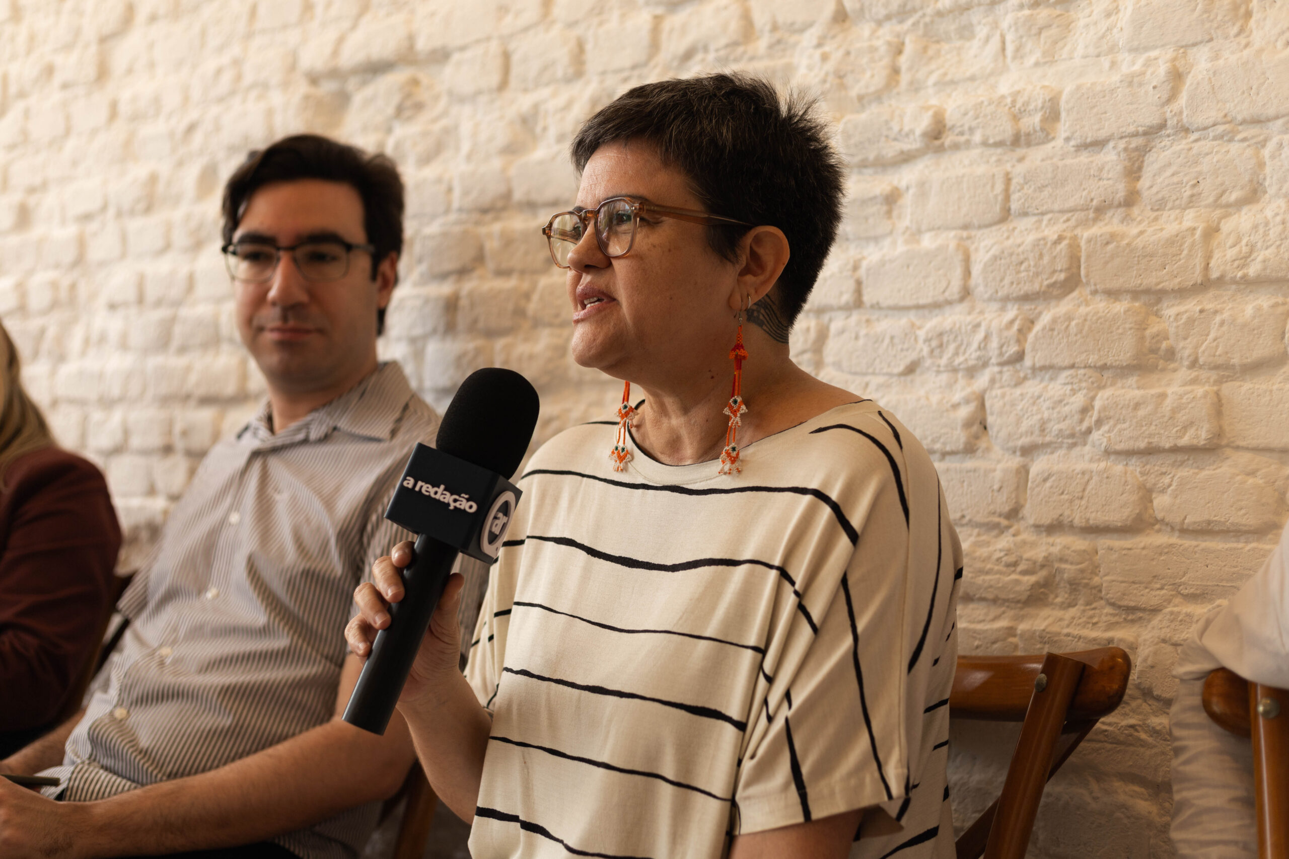 Arte Pensante: Lari Mundim critica descontinuidade de políticas públicas para a cultura