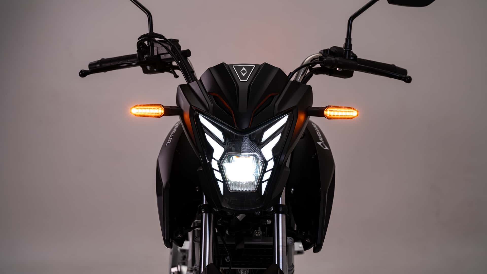 Avelloz quer lançar mais 4 motos no Brasil em 2027