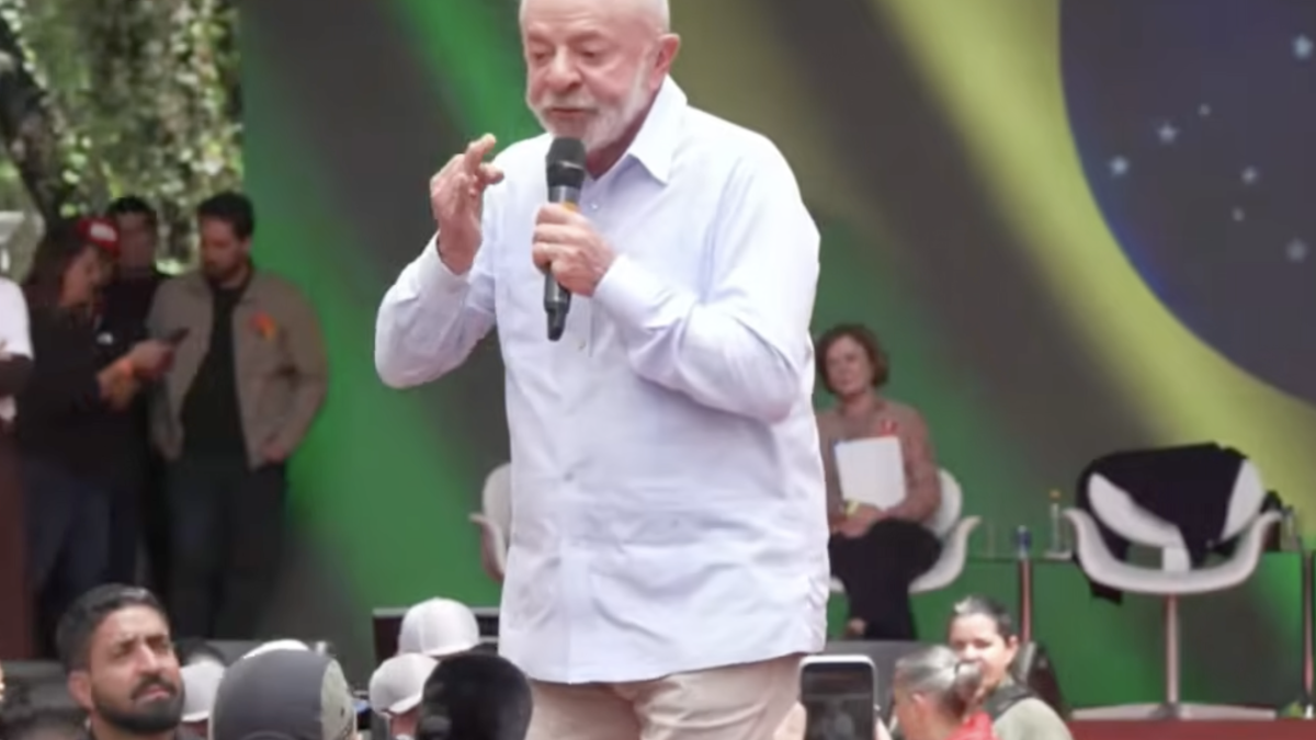 Lula diz que Mendonça divulgou trechos que “interessavam a ele”
