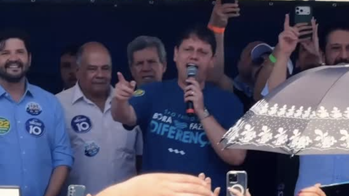 Tarcísio apoia fim das bets, mas vê 'oportunismo eleitoral' em medida de Lula