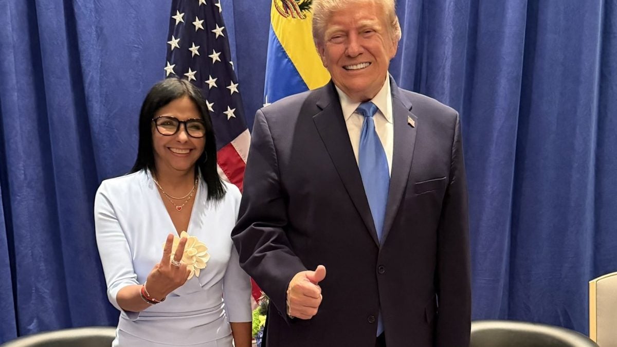 Delcy se reúne com Trump e chama encontro de histórico