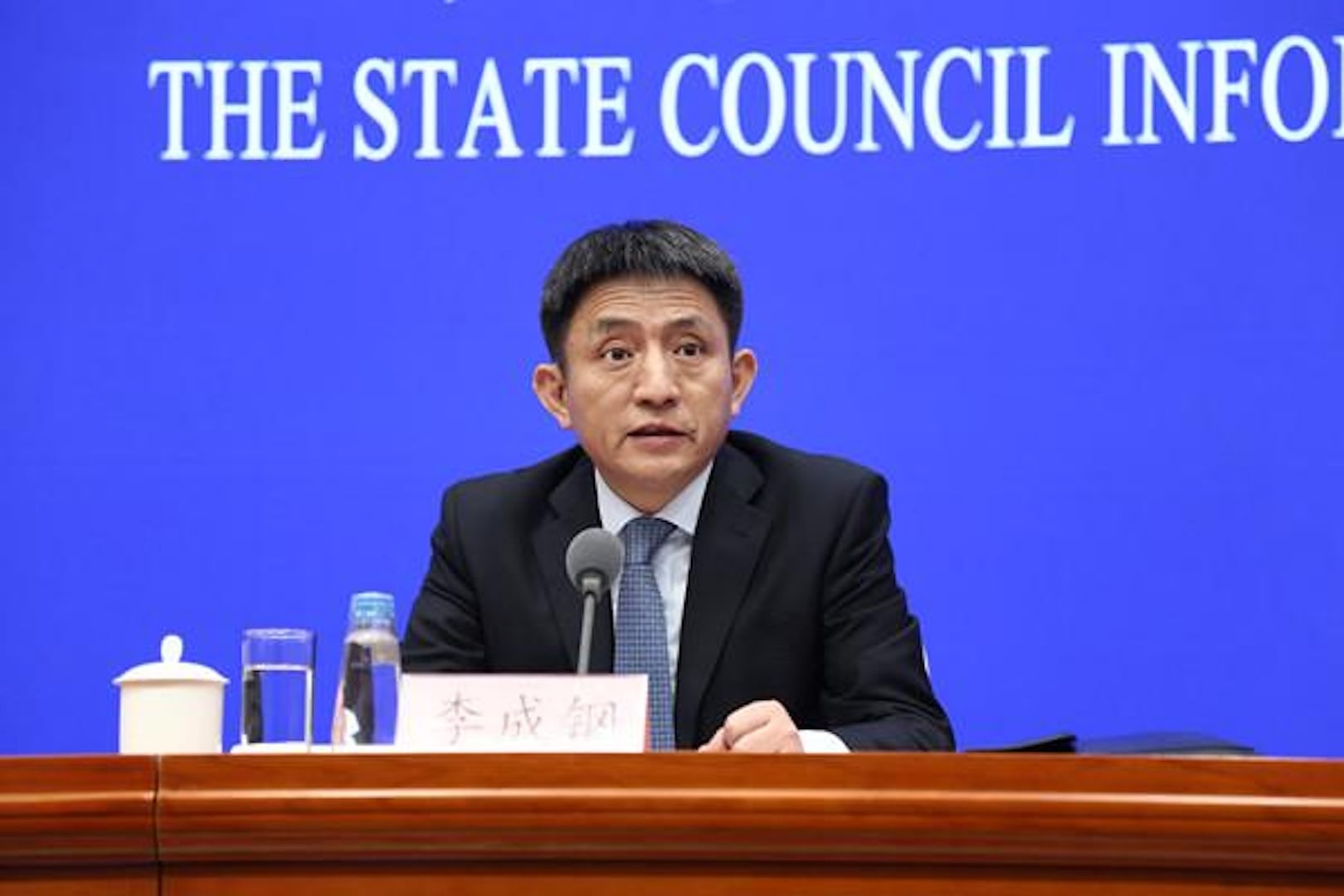 China promove representante comercial antes de reunião de Xi e Trump