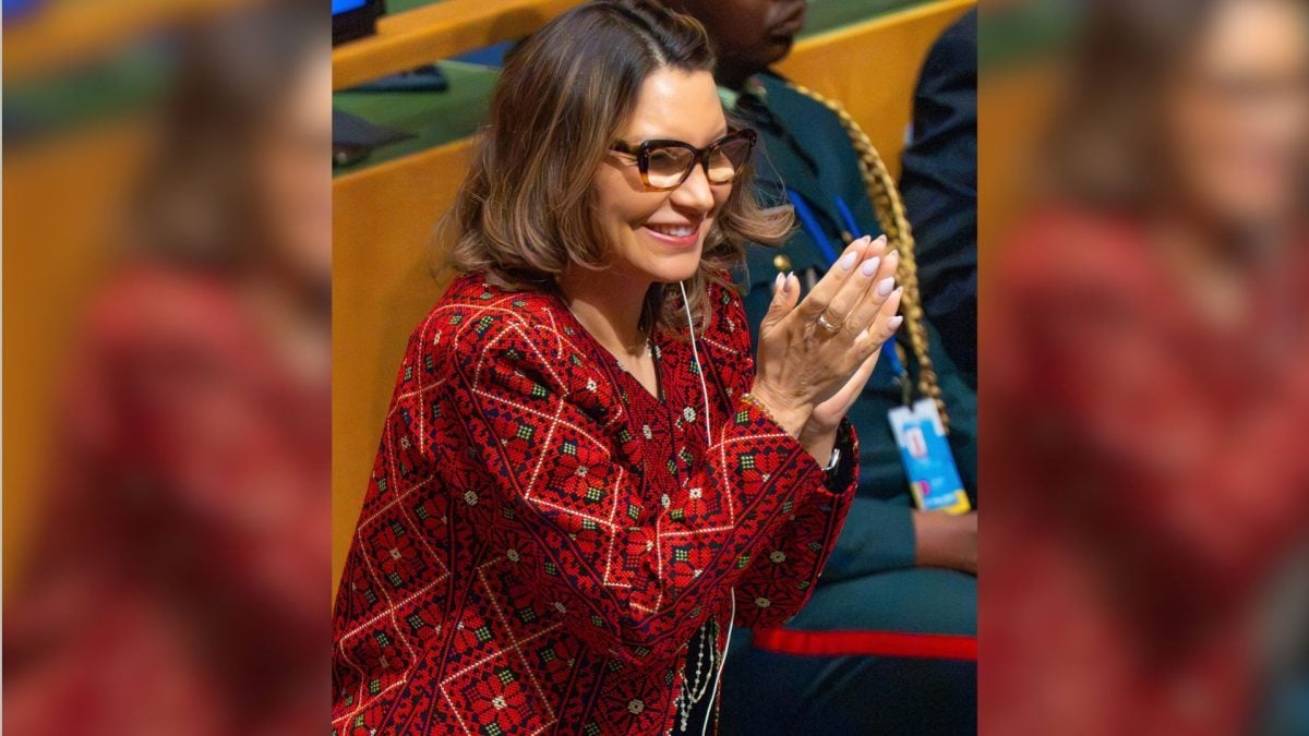 Janja usa casaco com bordado palestino pela 3ª vez na ONU