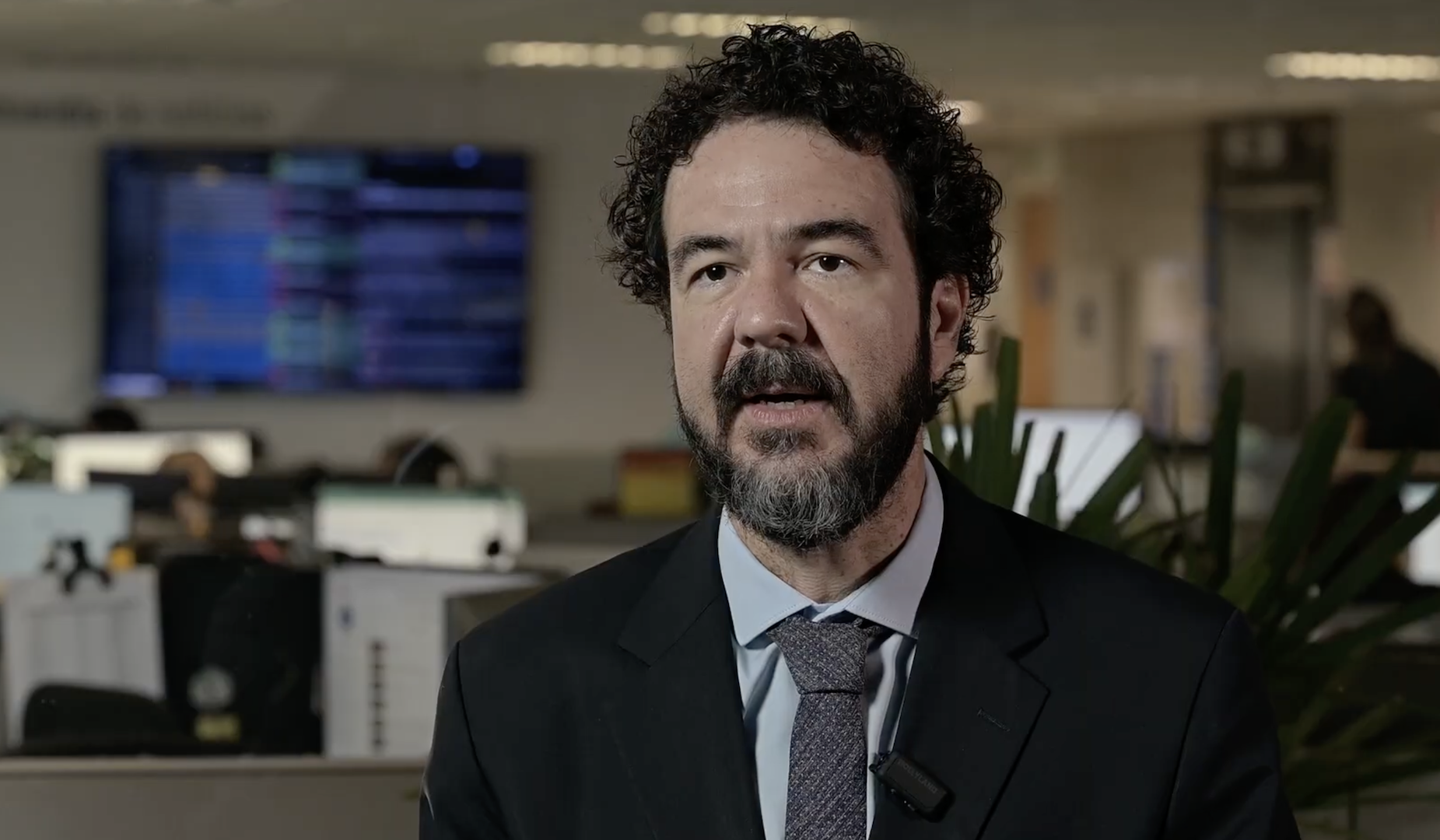 Intenção de investir da indústria fica no menor nível em 6 anos