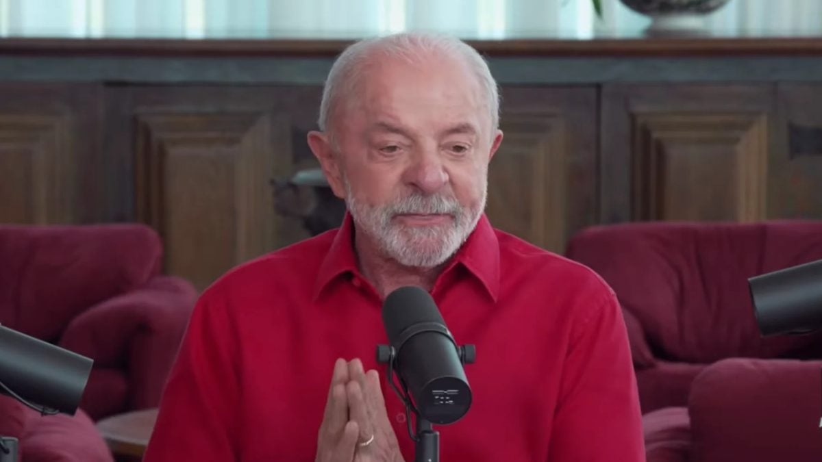 Lula diz que Flávio deve ter votado pela aprovação de Moraes, mas Flávio não era senador