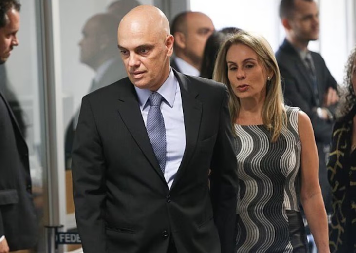 PF transcreveu pedido de Vorcaro por prioridade em voo de esposa de Moraes