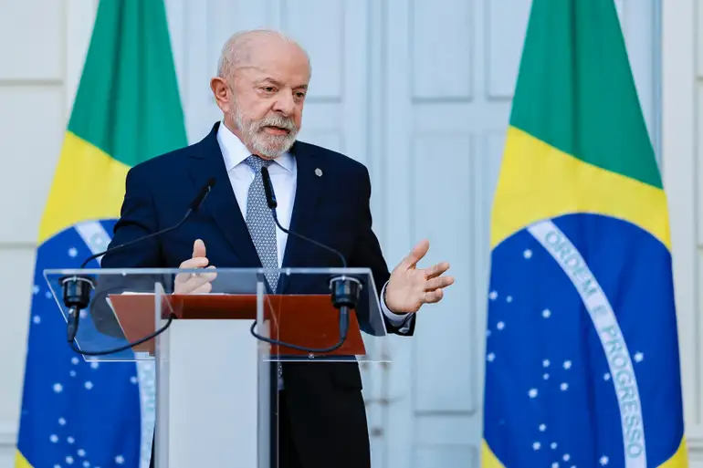 Lula defende prazo de mandato e novos critérios para escolha de ministros do STF