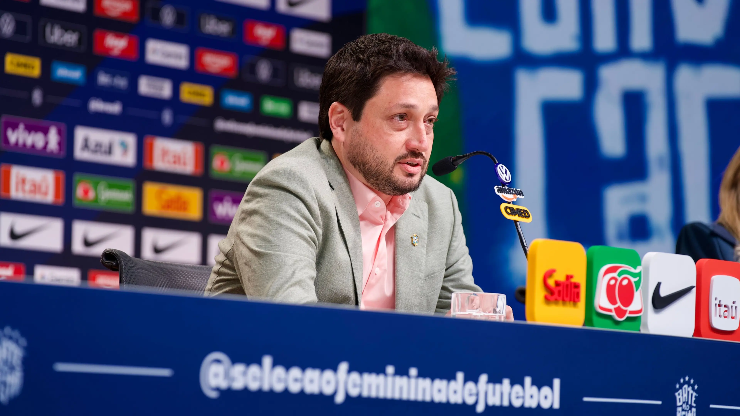 Arthur Elias convoca 28 jogadoras para amistosos contra a Argentina