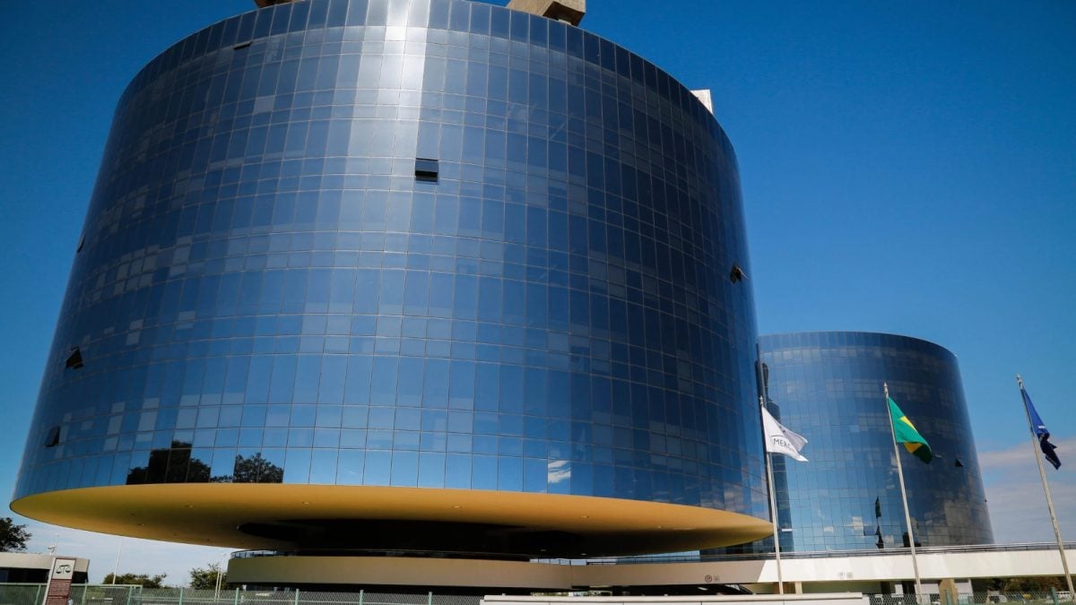 Pgr pede levantamento do sigilo da rede de pagamentos do Master