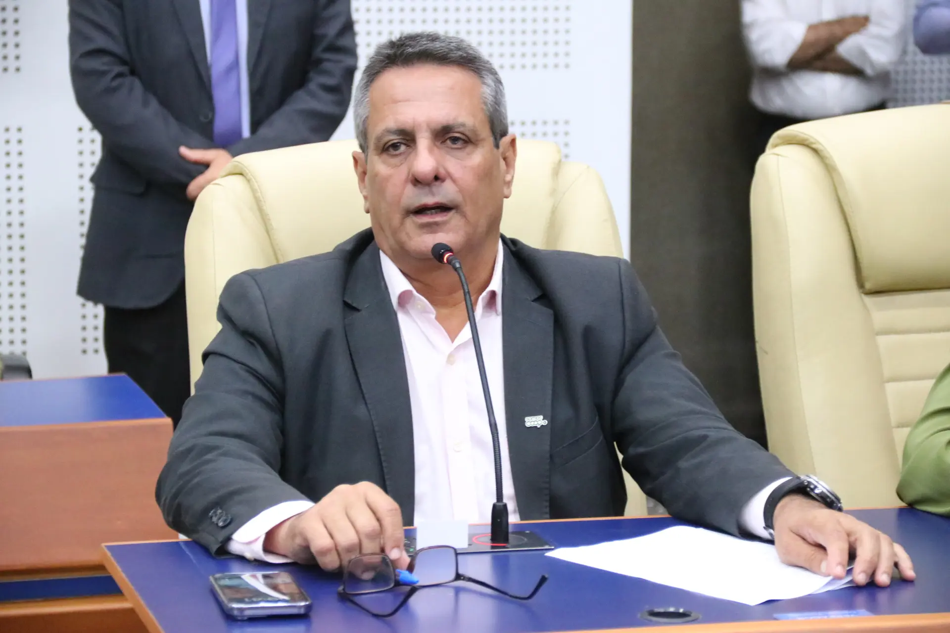 Ccj aprova projeto que padroniza acesso e embarque nos terminais de Goiânia