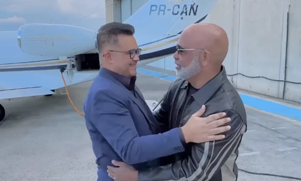 Gravação registra ruído antes de helicóptero com cantor Rick perder contato