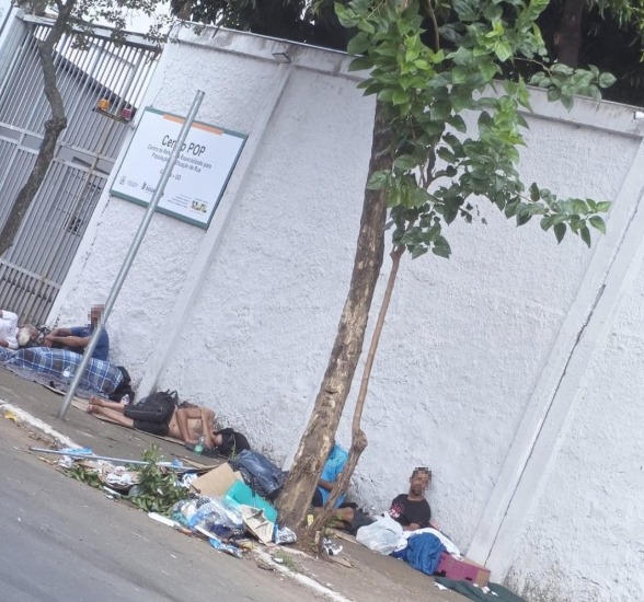 Moradores do Setor Aeroporto relatam crescimento da população em situação de rua e tentativas de invasão