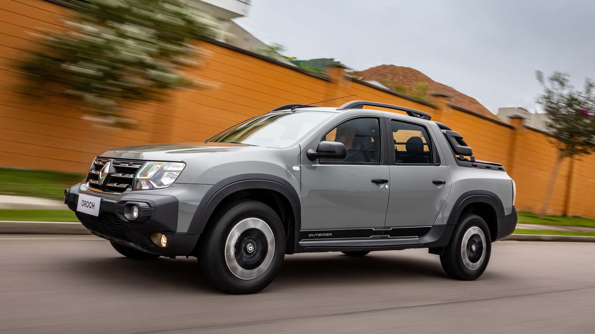 Renault aposenta Oroch no Brasil com chegada da Niagara