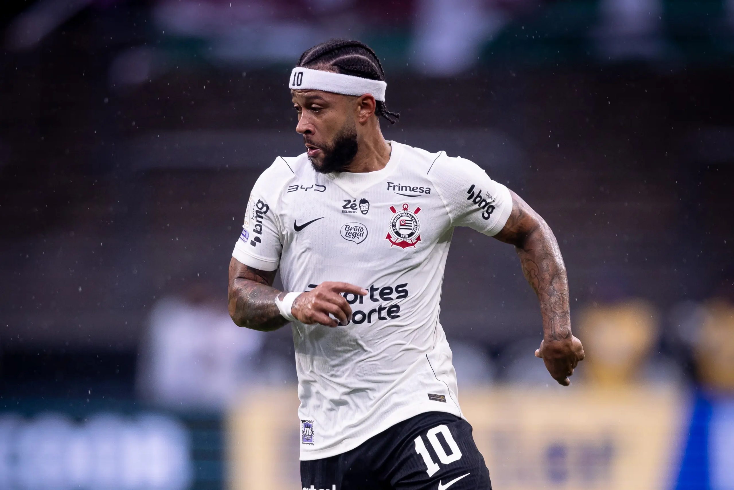 Corinthians enfrenta crise financeira e acumula dívidas com jogadores