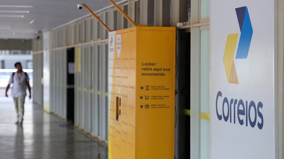 Tst adia para quinta-feira julgamento sobre greve dos Correios