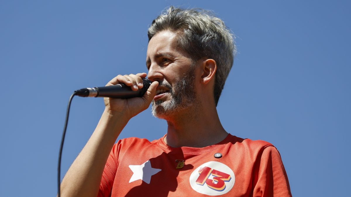 Lula prioriza Grass em comício com palanques divididos no DF