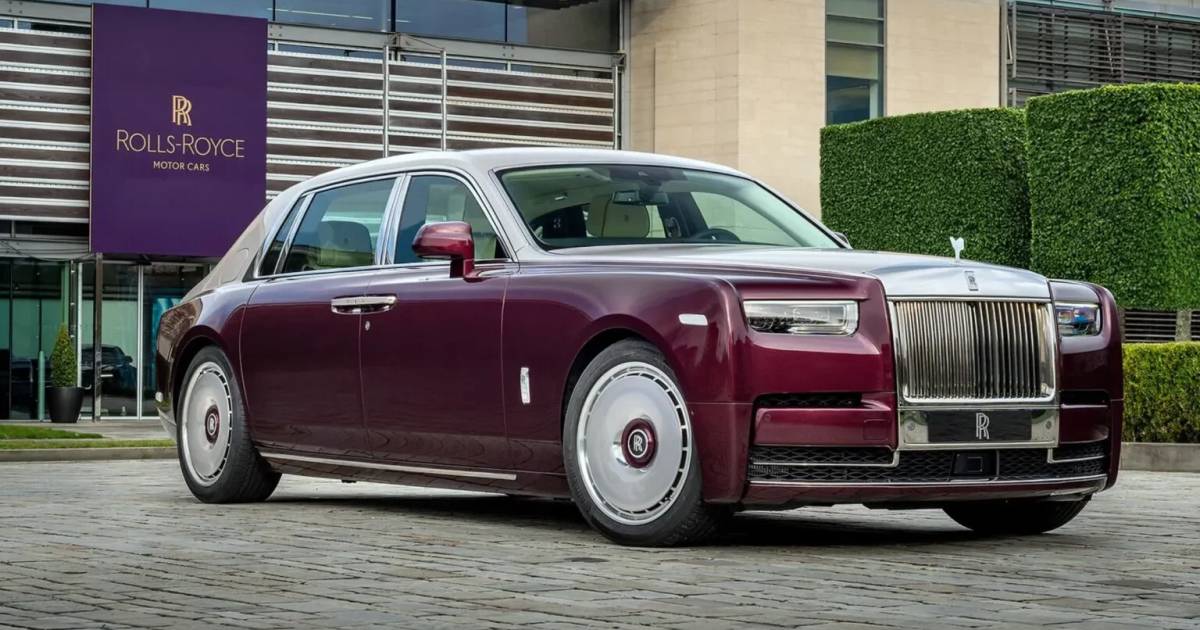 Rolls-Royce cria Phantom com interior de madrepérola e conchas marinhas