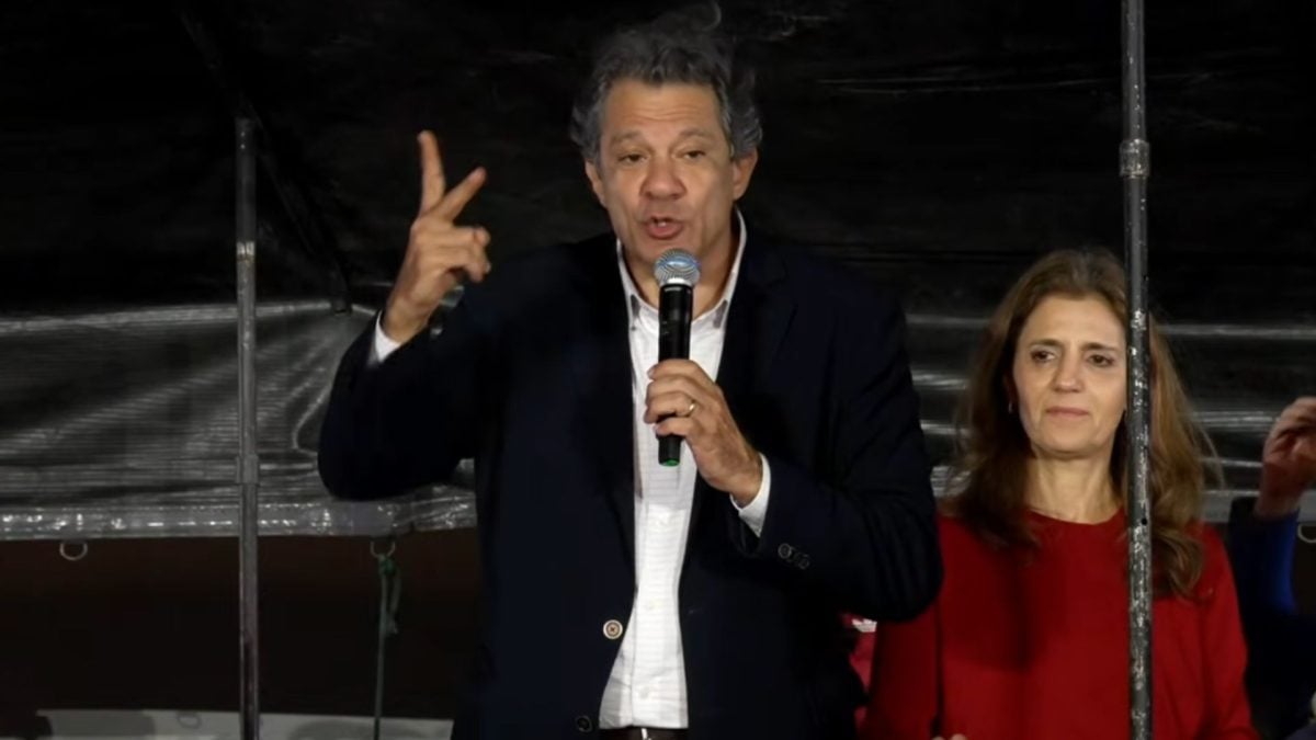 Haddad diz que Tarcísio deixou São Paulo “de pires na mão” e foi ingrato com Lula