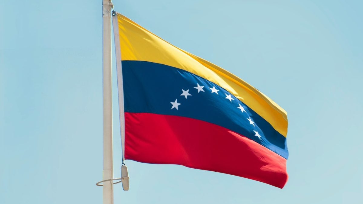 Venezuela negocia enviar ouro guardado em Londres aos EUA