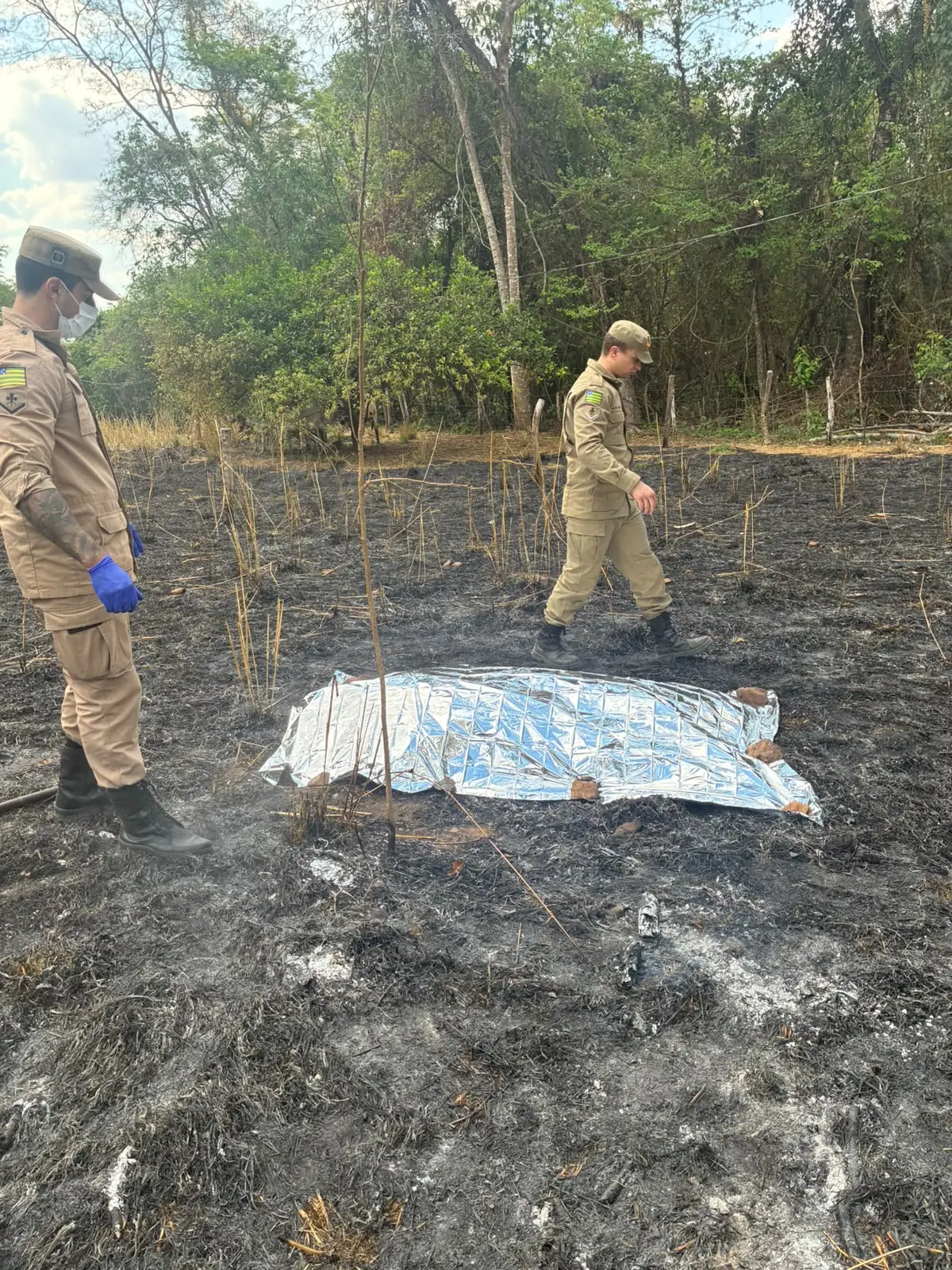 Homem é encontrado morto e parcialmente carbonizado após incêndio em Piracanjuba