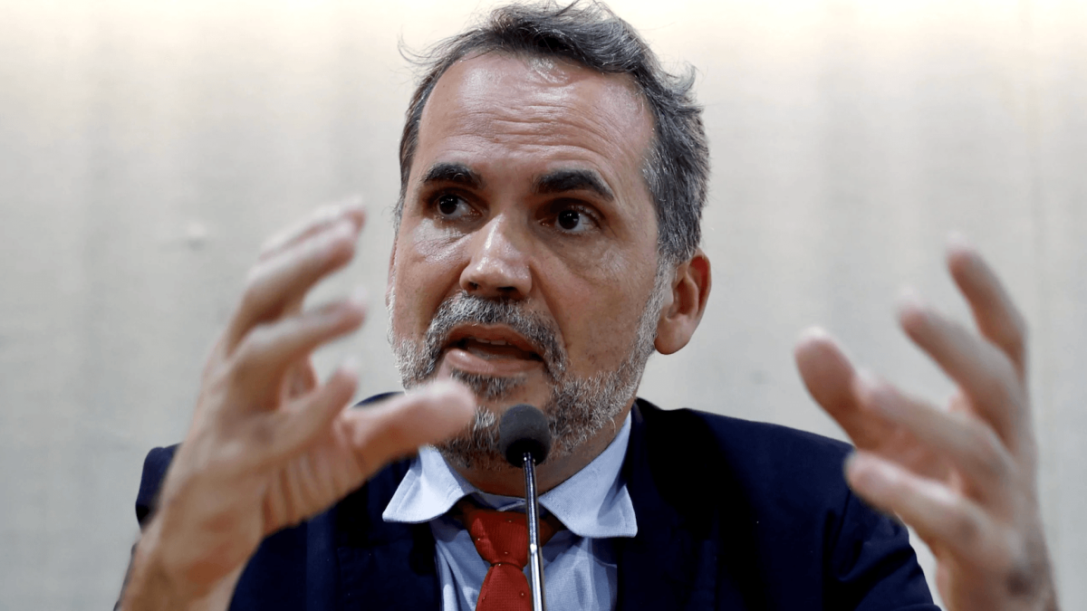 Ministro nega caráter eleitoreiro em reajuste de 15% do Bolsa Família