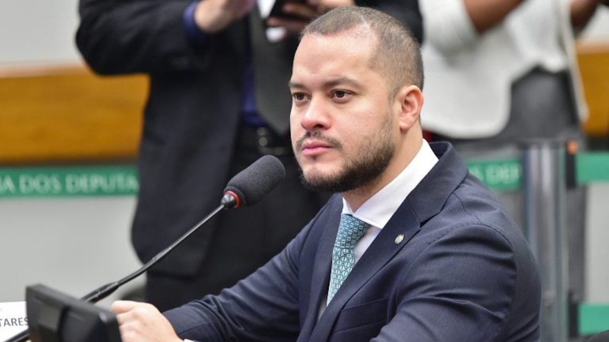PF investiga deputado do Amazonas em operação sobre contratos públicos