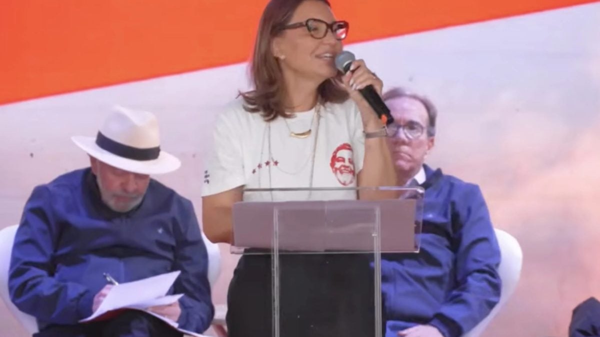 Janja afirma que Santa Catarina é dominada pelo bolsonarismo e chama Estado de hostil a mulheres
