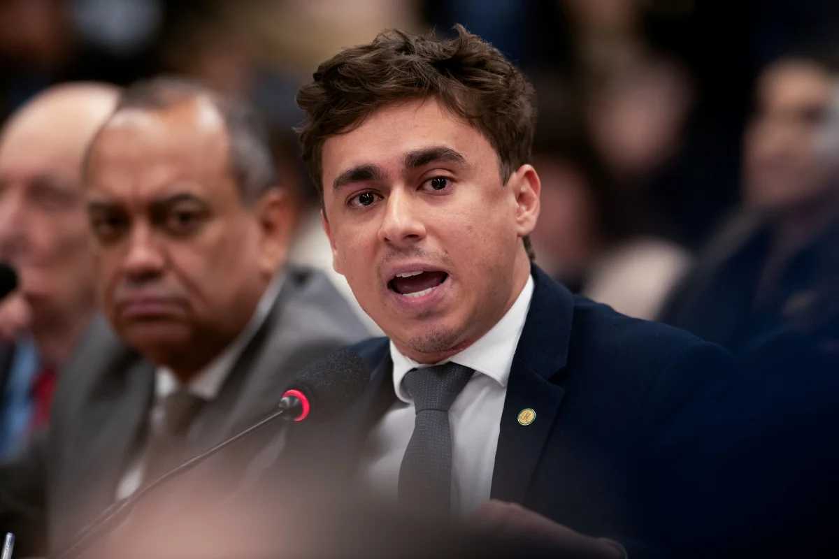 Justiça manda tirar do ar reportagem sobre 'lindão' de Nikolas para Vorcaro