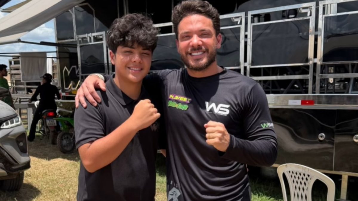 Yhudy Lima dança com Layla Lemos em festa de 15 anos em São Paulo