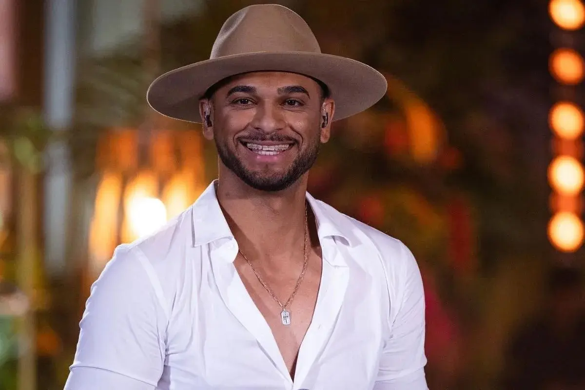 Cantor sertanejo Eduardo recebe alta em Goiânia após 50 dias de tratamento contra leucemia