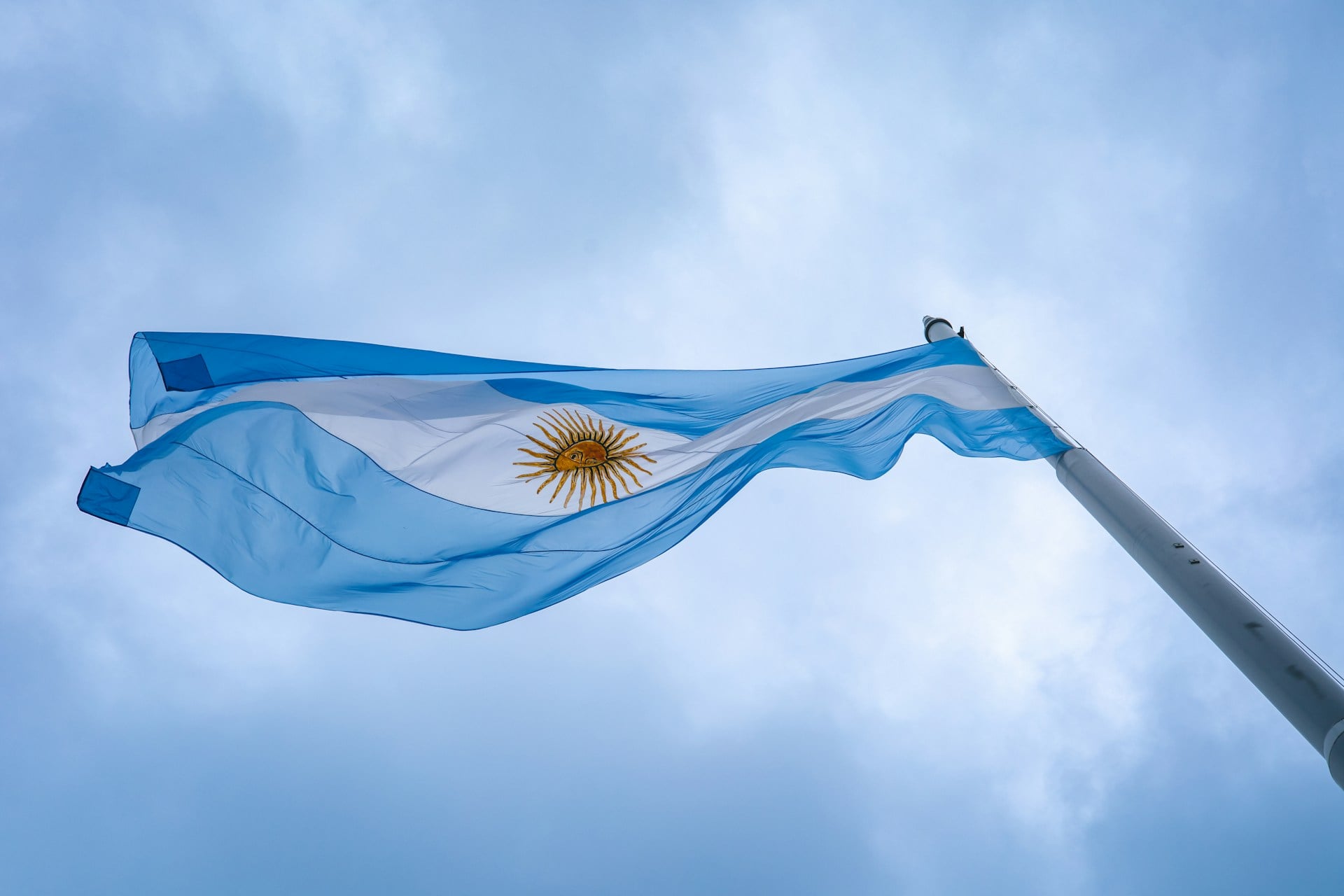 PIB da Argentina recua 0,6% no 2º trimestre, mas acumula alta de 2,2% no semestre