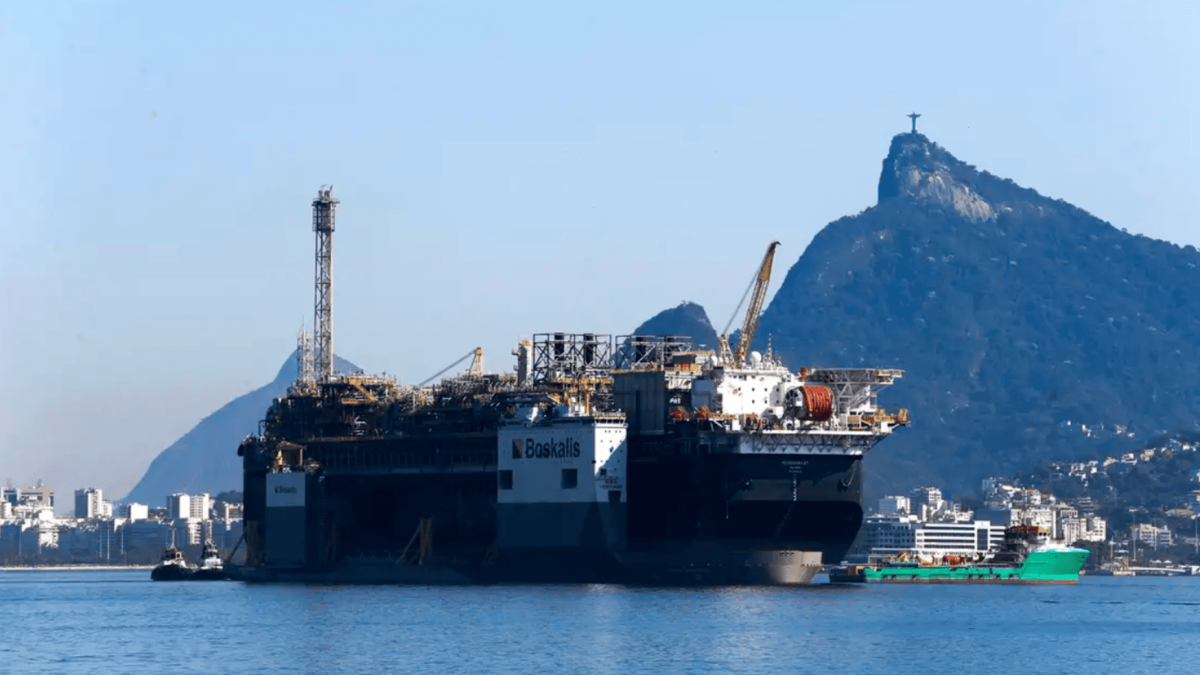 Petroleiras recuam na B3 com queda do Brent e alta inesperada dos estoques