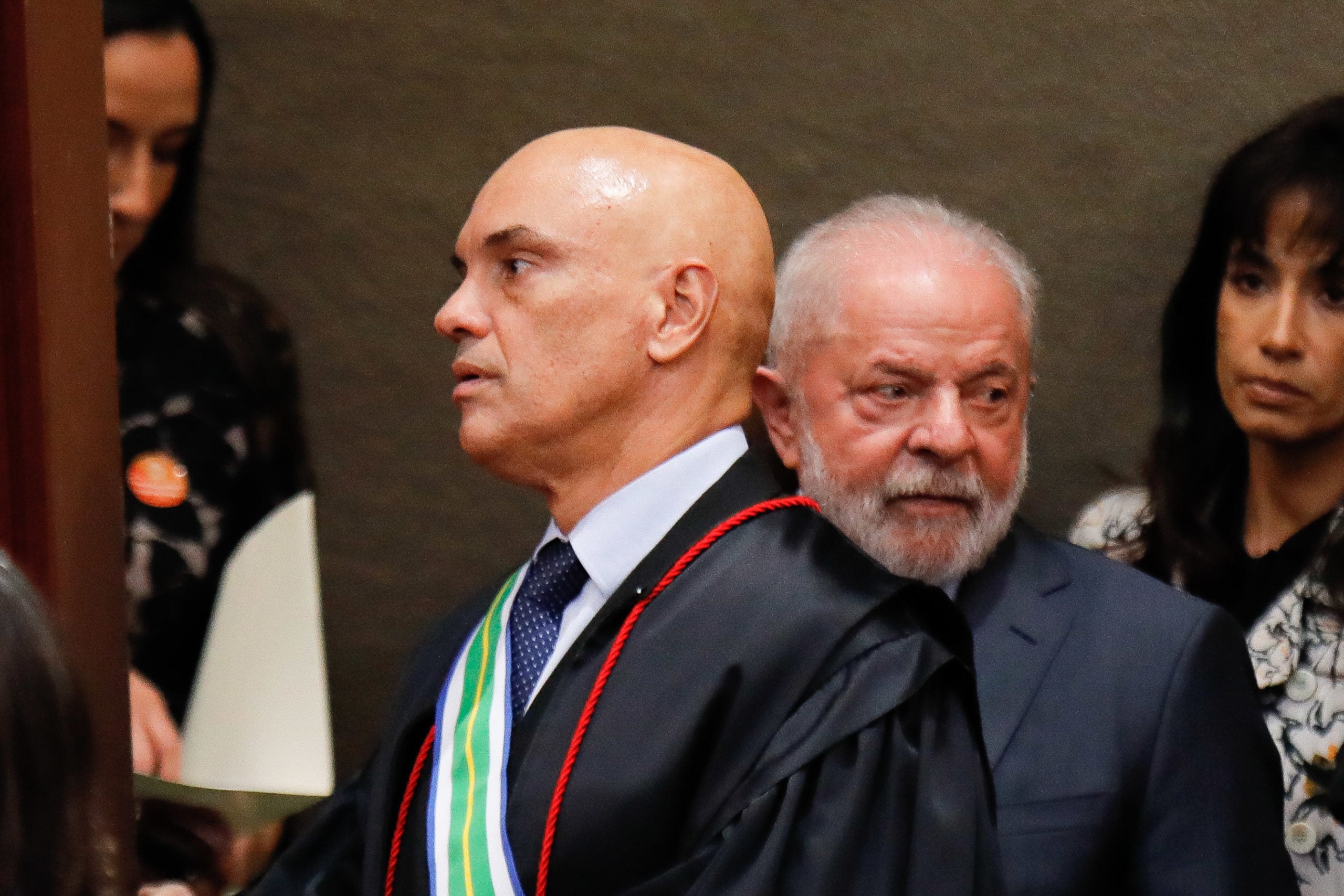 Campanha de Lula resgata trajetória de Moraes para reduzir associação com o presidente