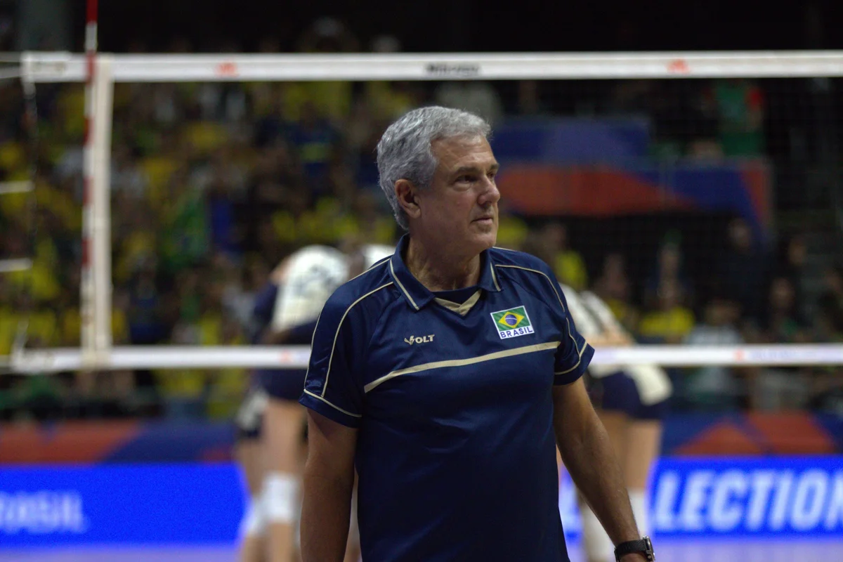 Técnico Zé Roberto define convocadas da Seleção Brasileira para Sul-Americano de Vôlei
