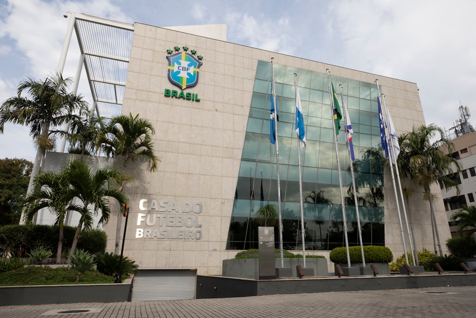 Cbf quer reduzir jogos em horários com menor apelo ao público