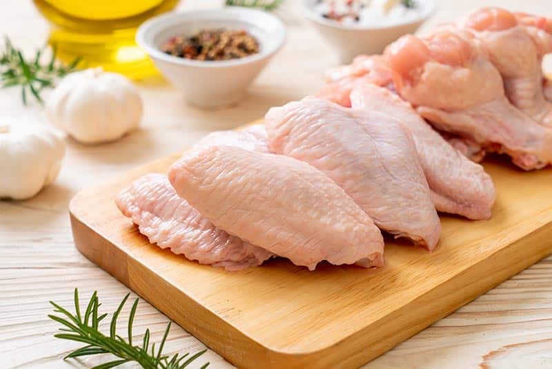 Carne de frango registra recuperação de preços em agosto