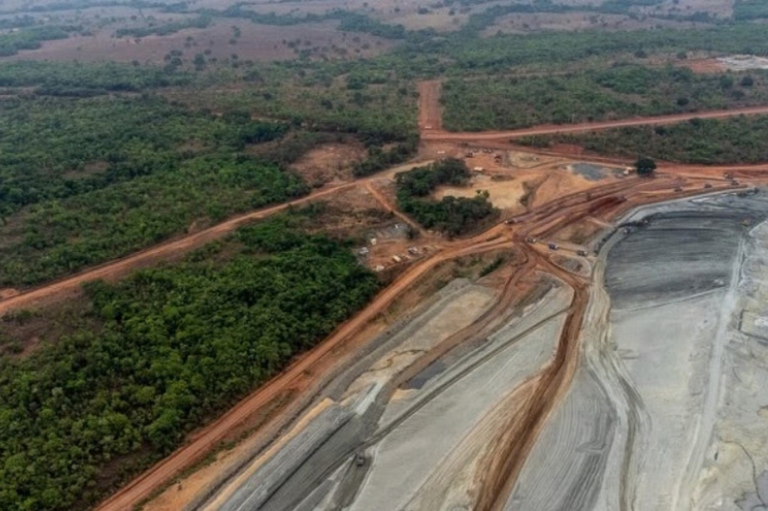 Mpf aciona mineradora e Anm por risco de erosão e contaminação em mina de Goiás