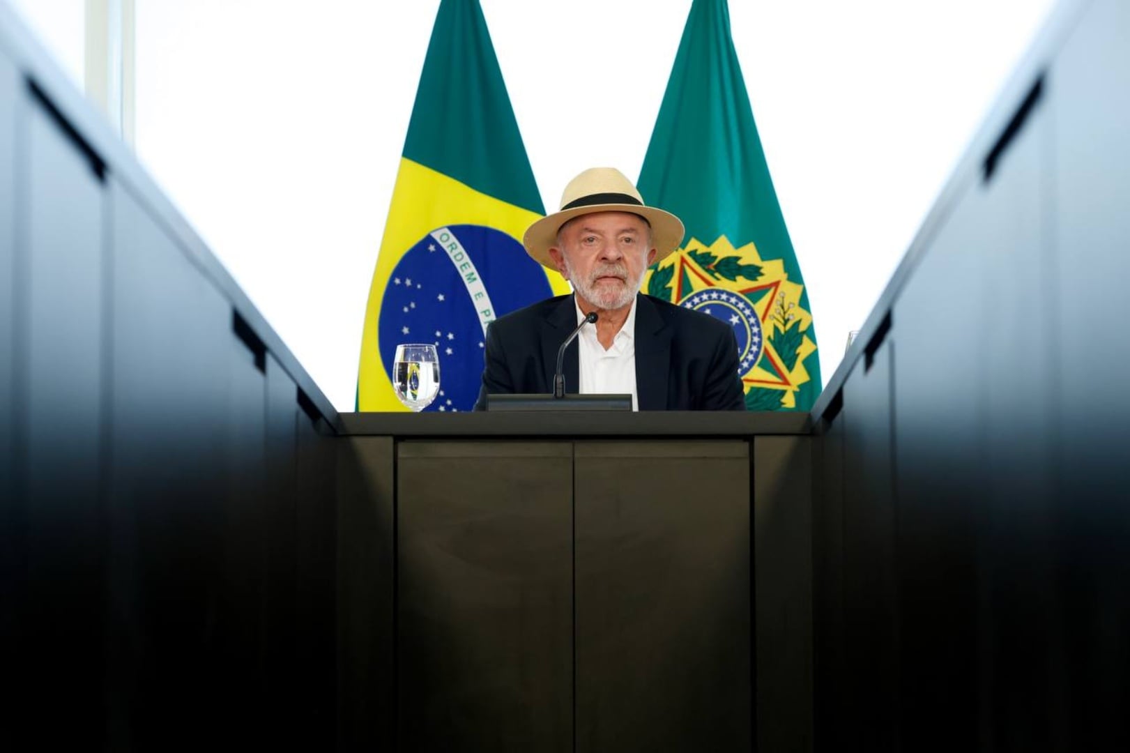 Governo Lula adia reunião com clubes de futebol sobre bets