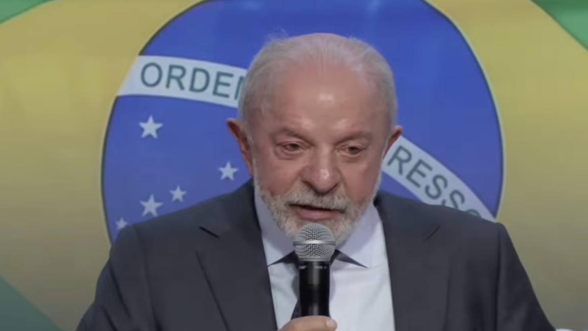 Lula brinca e chama Joesley Batista de “empresário desaforado” em jantar com o PIB
