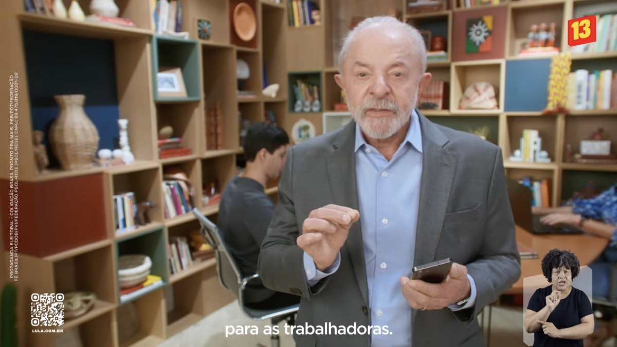 Lula busca voto amplo e pede para eleitor não se prender a símbolos do Pt