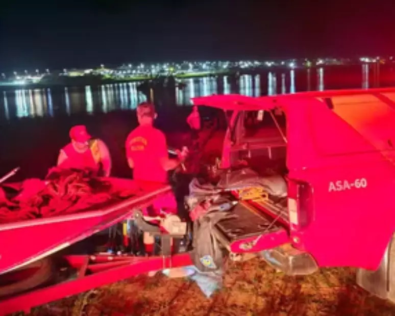 Bombeiros retomam buscas por criança de 4 anos no Lago das Brisas