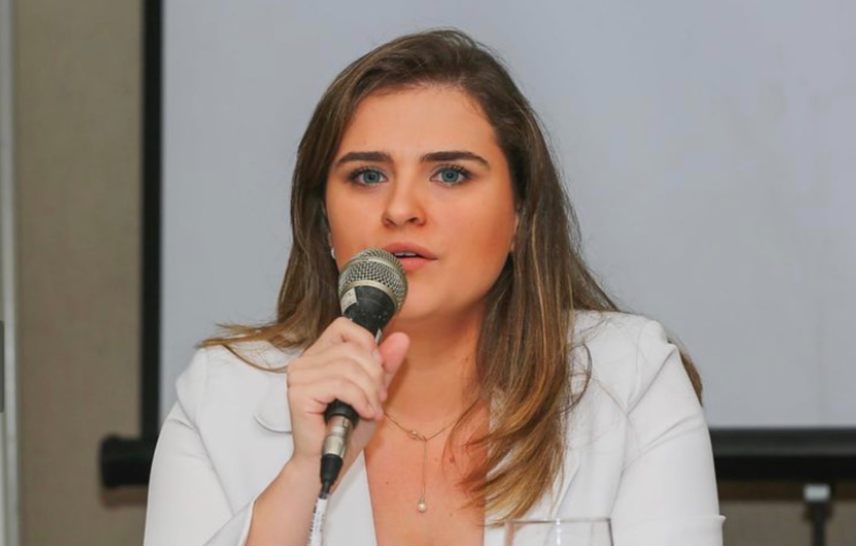 Marília Arraes lidera disputa ao Senado em Pernambuco, diz pesquisa